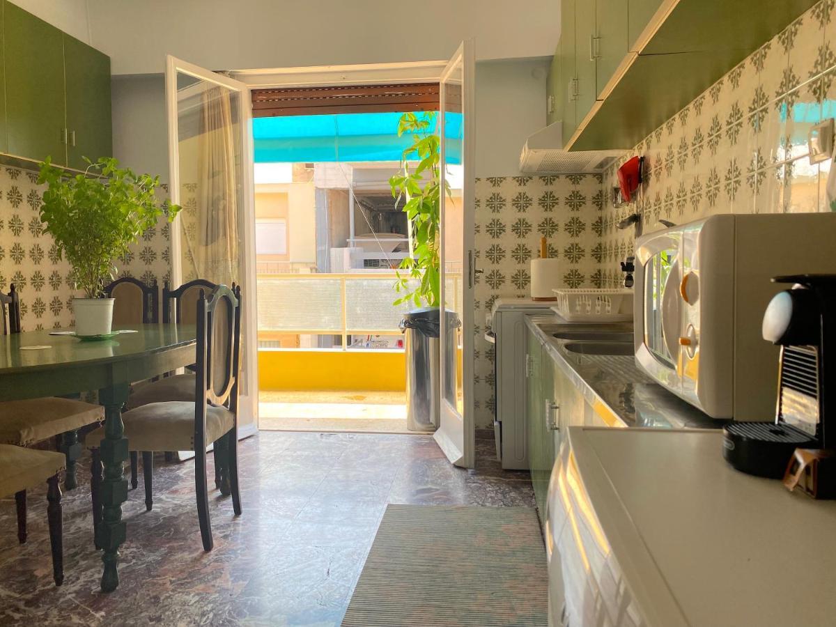 Happy Place! Big, Bright & Central - Ideal For Families And Groups Of Friends Patras Exterior photo